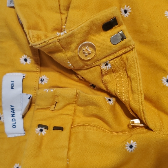 Old Navy pixie pants sz 8 - Picture 4 of 4